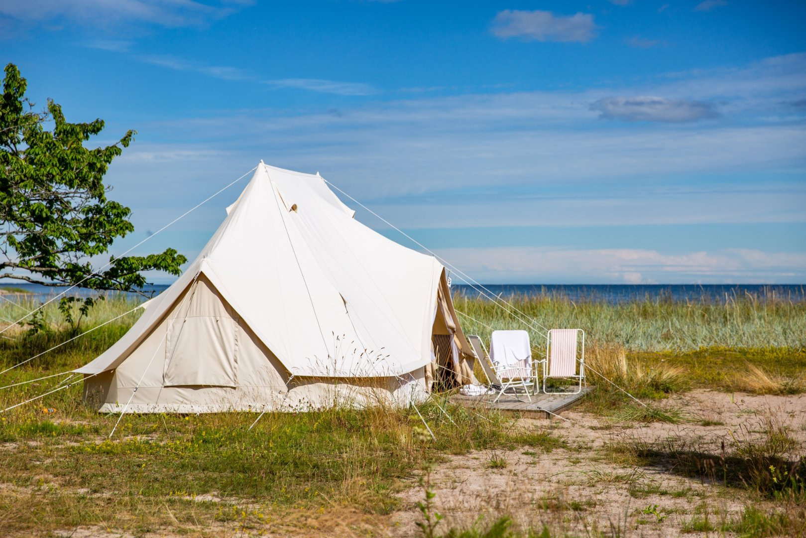 Glampingtält på Ljugarn Semesterby