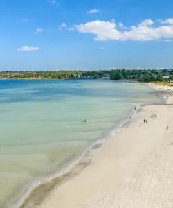 Stranden vid Klinta Camping